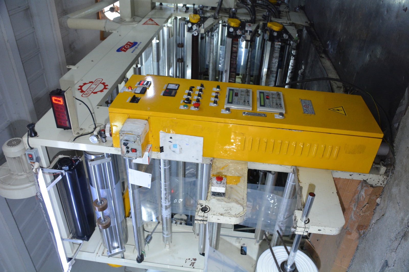 21c5b3fe-e427-4575-89e3-c668123bfba7